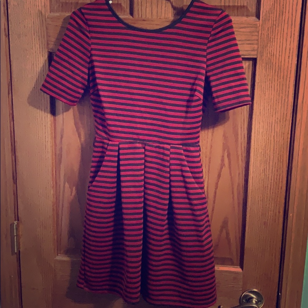 Speechless XS 1/4 sleeve Striped Dress w/ pockets!